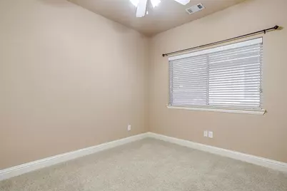 2210 Eagles Nest Drive, Euless, TX 76039 - Photo 35