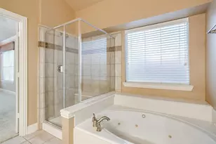 2210 Eagles Nest Dr, Euless, TX 76039 - Photo 29