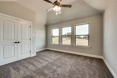 101 Maverick Court, Granbury, TX 76049 - Photo 17