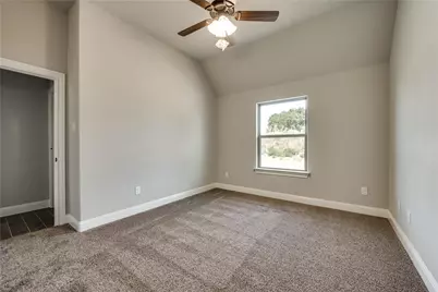 101 Maverick Court, Granbury, TX 76049 - Photo 13