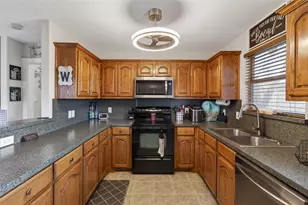 303 Pasley St, Waxahachie, TX 75165 - Photo 7