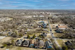 303 Pasley St, Waxahachie, TX 75165 - Photo 21