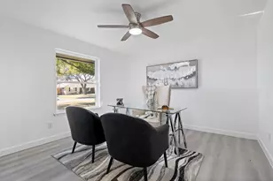 3851 Goodfellow Dr, Dallas, TX 75229 - Photo 19