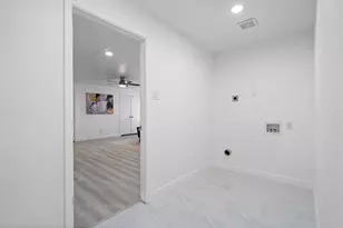 3851 Goodfellow Dr, Dallas, TX 75229 - Photo 35