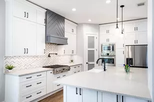 2093 Holt Way, Grapevine, TX 76051 - Photo 9