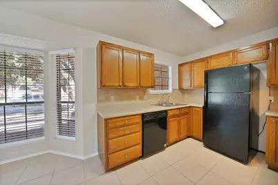 5300 Stagetrail Drive, Arlington, TX 76017 - Photo 13