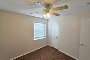 552 Greenway Dr, Saginaw, TX 76179 - Photo 21