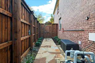 2238 Sleepy Hollow Trail, Frisco, TX 75033 - Photo 39