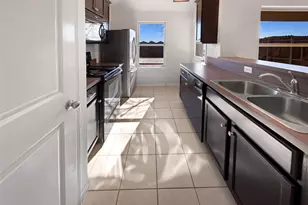 1778 Overlook Dr, Lancaster, TX 75146 - Photo 5