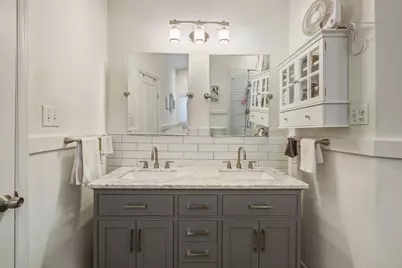 1226 Eaton, Grapevine, TX 76051 - Photo 21