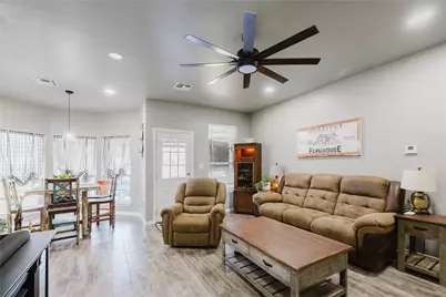 404 Colony Street, Eastland, TX 76448 - Photo 3