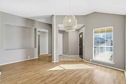 739 Thousand Oaks Drive, Lake Dallas, TX 75065 - Photo 5