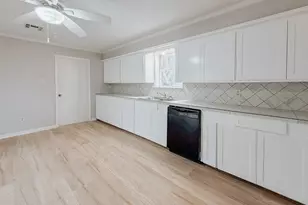 226 E Main St, Corsicana, TX 75109 - Photo 7