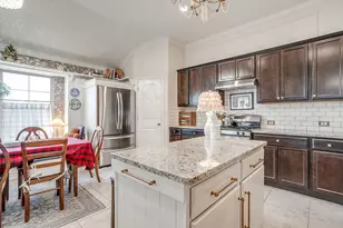 400 Eureka Ct, Burleson, TX 76028 - Photo 11