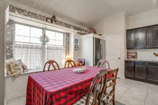 400 Eureka Ct, Burleson, TX 76028 - Photo 19