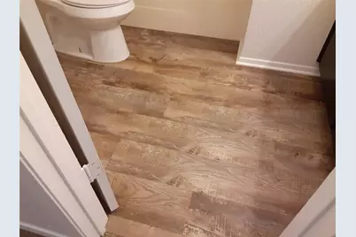 812 Summercrest Boulevard #B, Burleson, TX 76028 - Photo 5