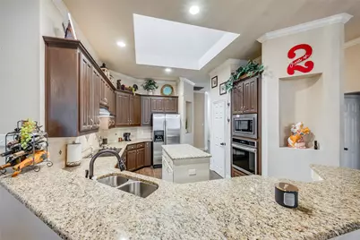 5717 Searcy Drive, Fort Worth, TX 76131 - Photo 9