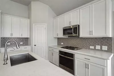 2614 Dakota Circle, Corinth, TX 76210 - Photo 11