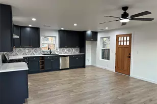 215 Southwood Dr, Garland, TX 75040 - Photo 3