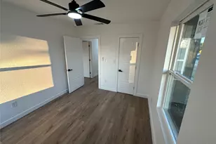 215 Southwood Dr, Garland, TX 75040 - Photo 11