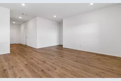 709 Primrose Lane, Pilot Point, TX 76258 - Photo 5