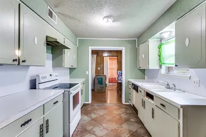 8001 Carrick Street, Benbrook, TX 76116 - Photo 9