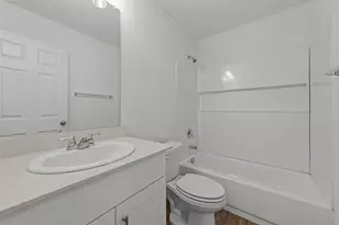 2008 Vlg Crk Ln, Denton, TX 76208 - Photo 5