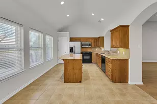 1904 Casual Cir, Waco, TX 76712 - Photo 9