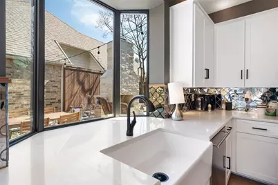 4011 Azure Lane, Addison, TX 75001 - Photo 23