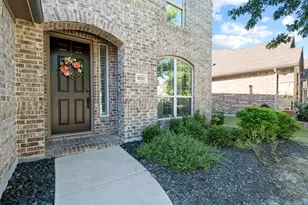 8221 Bayberry Ave, Lantana, TX 76226 - Photo 3