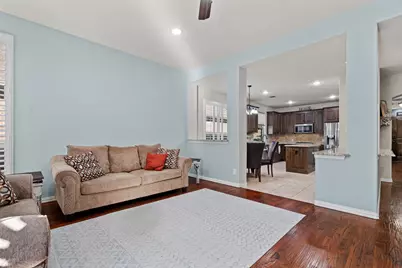 8221 Bayberry Avenue, Lantana, TX 76226 - Photo 9