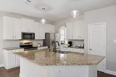 2205 Barret Drive, Frisco, TX 75033 - Photo 7