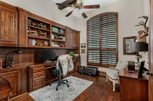 907 Clear Water Dr, Allen, TX 75013 - Photo 5