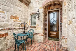 907 Clear Water Dr, Allen, TX 75013 - Photo 3