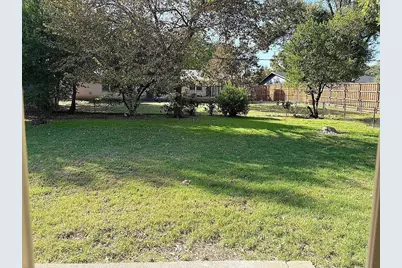 1304 Sherwood Drive, Arlington, TX 76013 - Photo 13