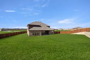 633 Ole Opry Dr, Burleson, TX 76028 - Photo 27