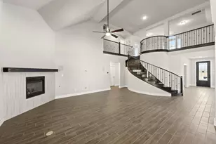 633 Ole Opry Dr, Burleson, TX 76028 - Photo 15