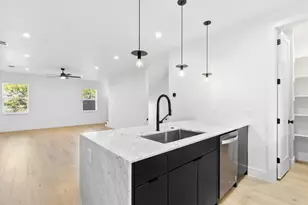 1147 N Madison Ave, Dallas, TX 75208 - Photo 9