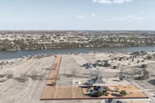 1204 E Scandinavian Ct, Granbury, TX 76048 - Photo 5