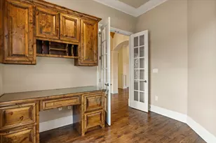 1204 E Scandinavian Ct, Granbury, TX 76048 - Photo 7