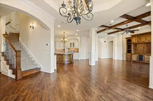 1204 E Scandinavian Ct, Granbury, TX 76048 - Photo 15