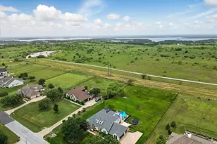 10701 Los Rios Dr, Fort Worth, TX 76179 - Photo 35