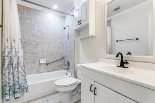 719 Koen Ln, Euless, TX 76040 - Photo 13