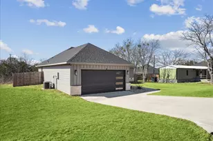 5522 Firewood Trail, Granbury, TX 76048 - Photo 3