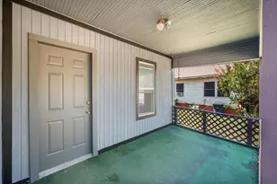 1038 E Maddox Ave, Fort Worth, TX 76104 - Photo 3