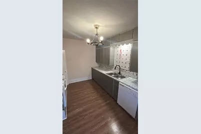 1038 E Maddox Avenue, Fort Worth, TX 76104 - Photo 11