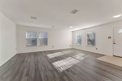 8105 York Beach Place, Arlington, TX 76002 - Photo 3