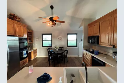 21639 County Road 850, Farmersville, TX 75442 - Photo 13