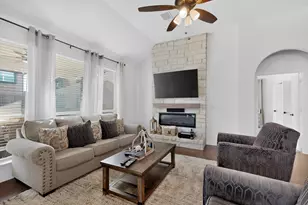 476 Wolf Creek Dr, Waxahachie, TX 75165 - Photo 7