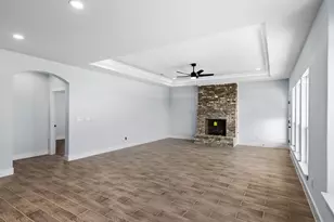 1013 Magnolia Ct, Springtown, TX 76082 - Photo 5